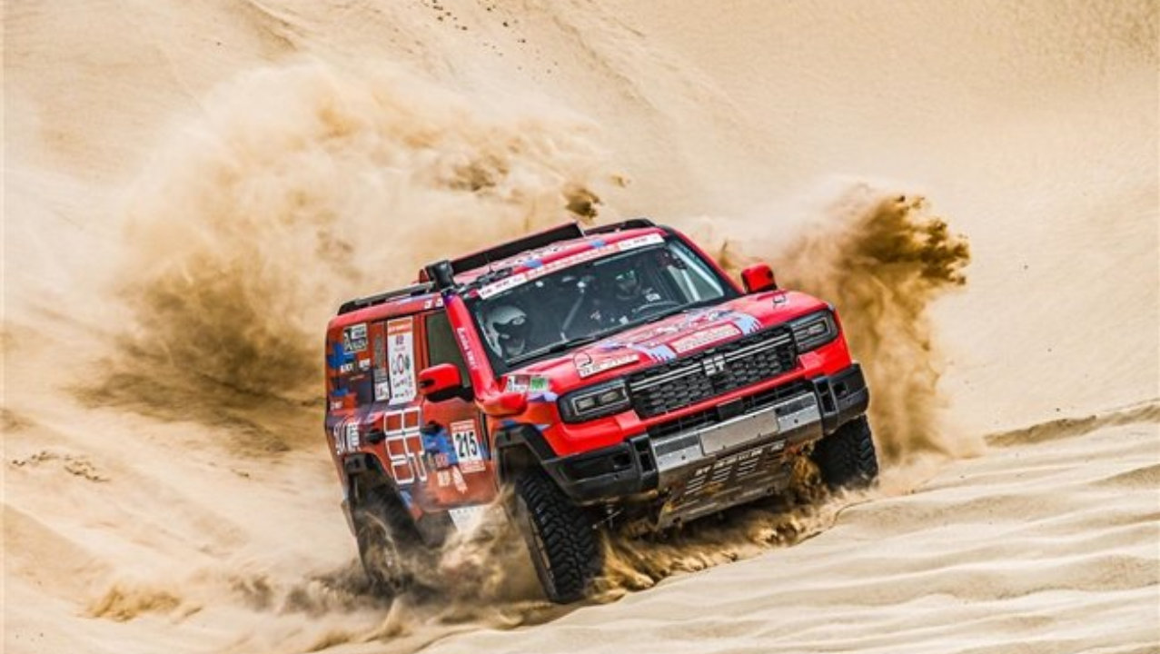 11月狂销4232台！纵横G700交付潮至，首批车主提车见证热销