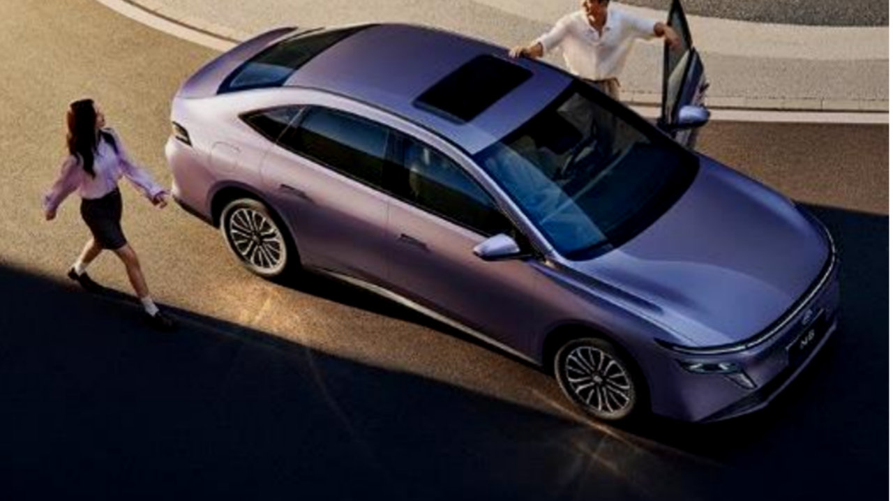 两个王四个2叫地主 东风日产N6 大电池超舒适插混 售9.19万起