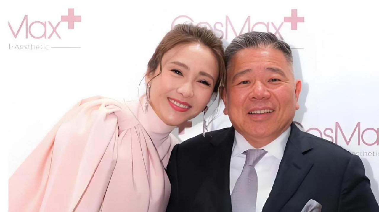 众名媛为黎姿庆生！54岁的她稳坐C位，李嘉欣都靠她“打入贵妇圈”