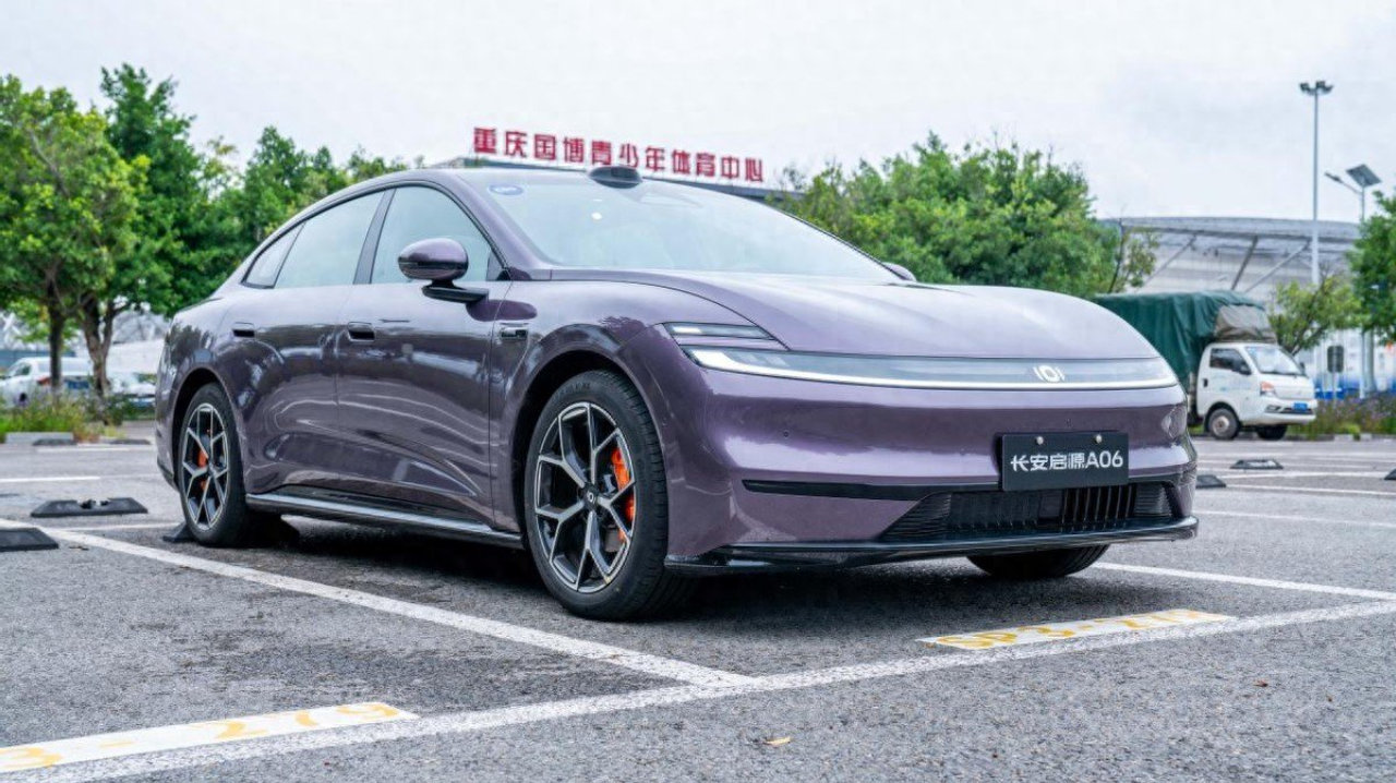 长安启源A06对比小鹏MONA M03，春节用车如何选？