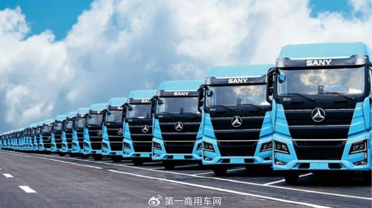 徐工超3000辆，三一/重汽火拼前二，前2月新能源牵引车销量