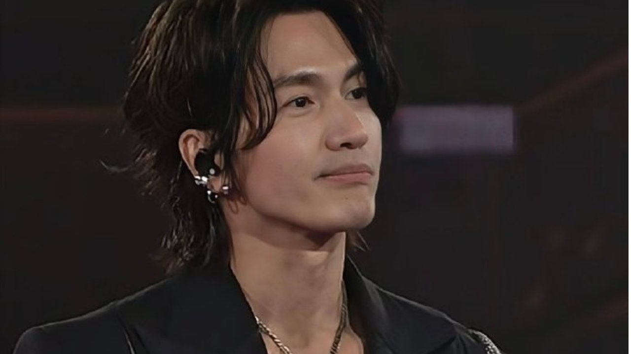 言承旭真诚回应″提词器争议″，演唱会现场手持简体字版手写信