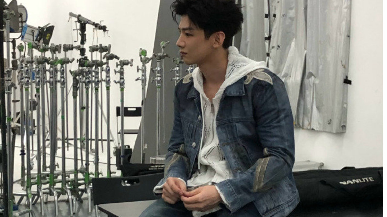 多风格氛围感｜白敬亭，自带松弛感的百变气质型男