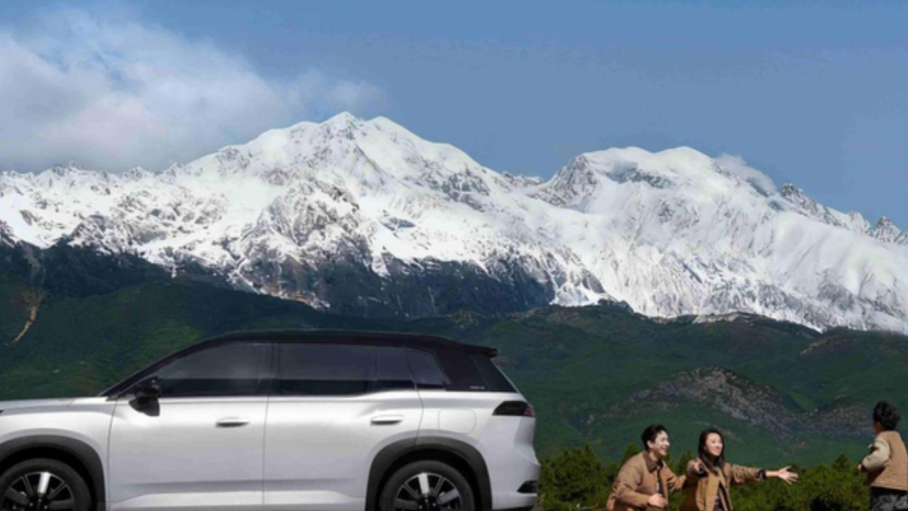 纯电增程全部拿捏 AION i60 “国民好车”再发大招