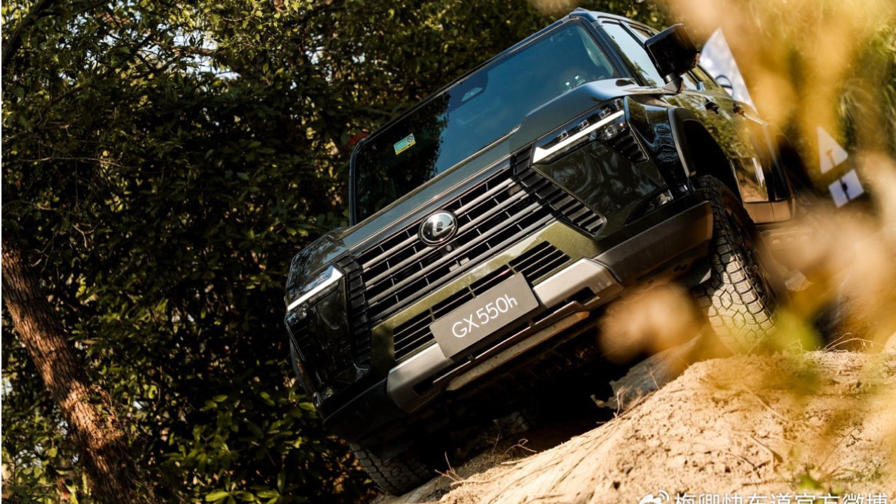 LX 700h与GX550h邂逅上海，雷克萨斯演绎豪华越野的双面格调