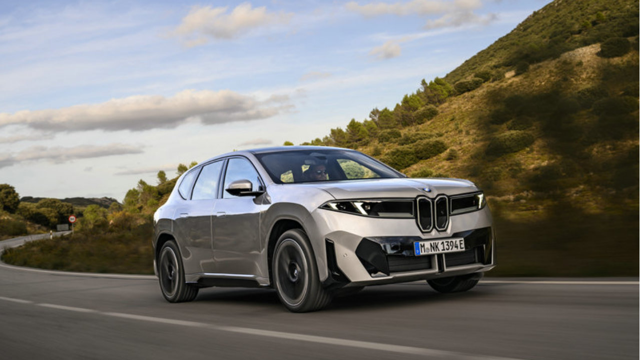 新世代BMW iX3，树立新时代纯电SAV全能标杆