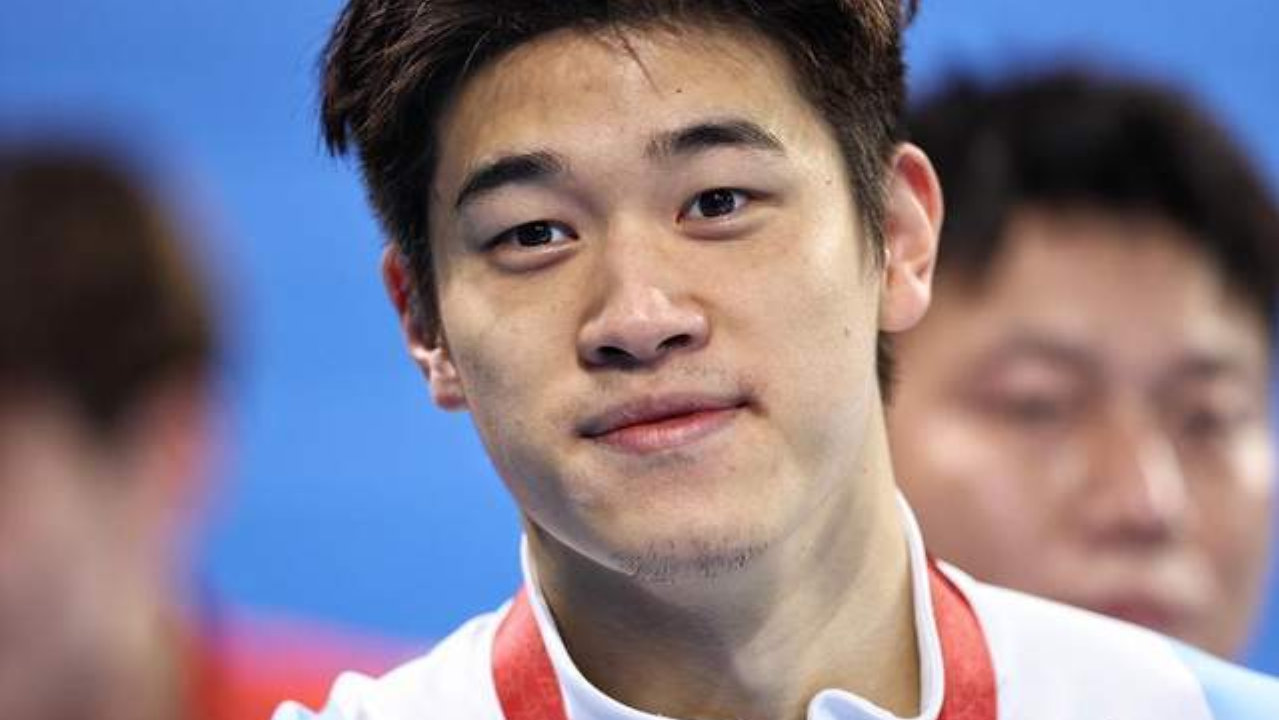 美国权威游泳杂志选择相信潘展乐：他可能在明年亚运会游出46秒50