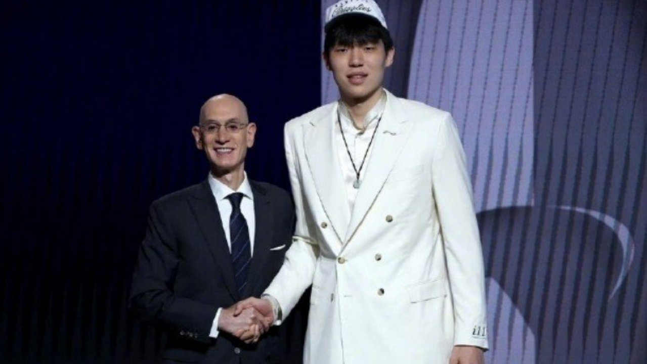 央视评十大国内体育新闻：赵心童世锦赛夺冠，樊振东陈梦退出世排