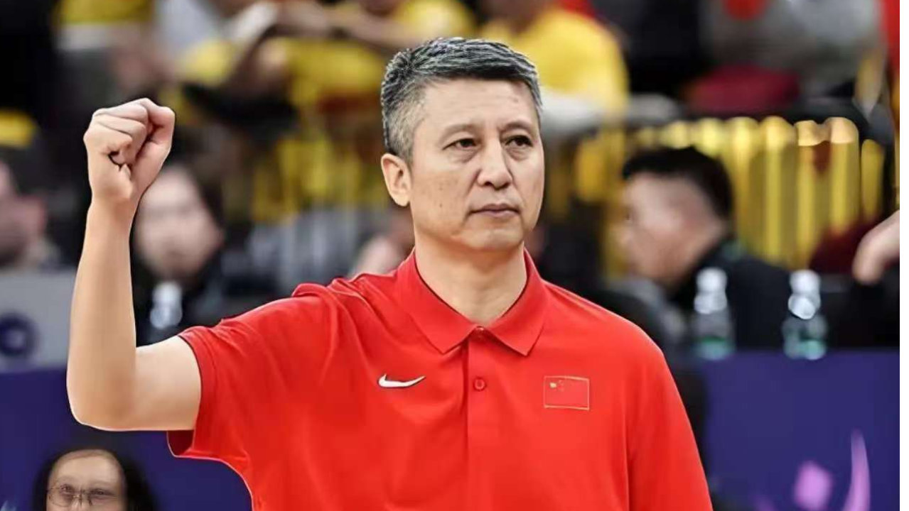 沪媒喊话郭士强：得分篮板命中率都比张镇麟高，为何看不上他？