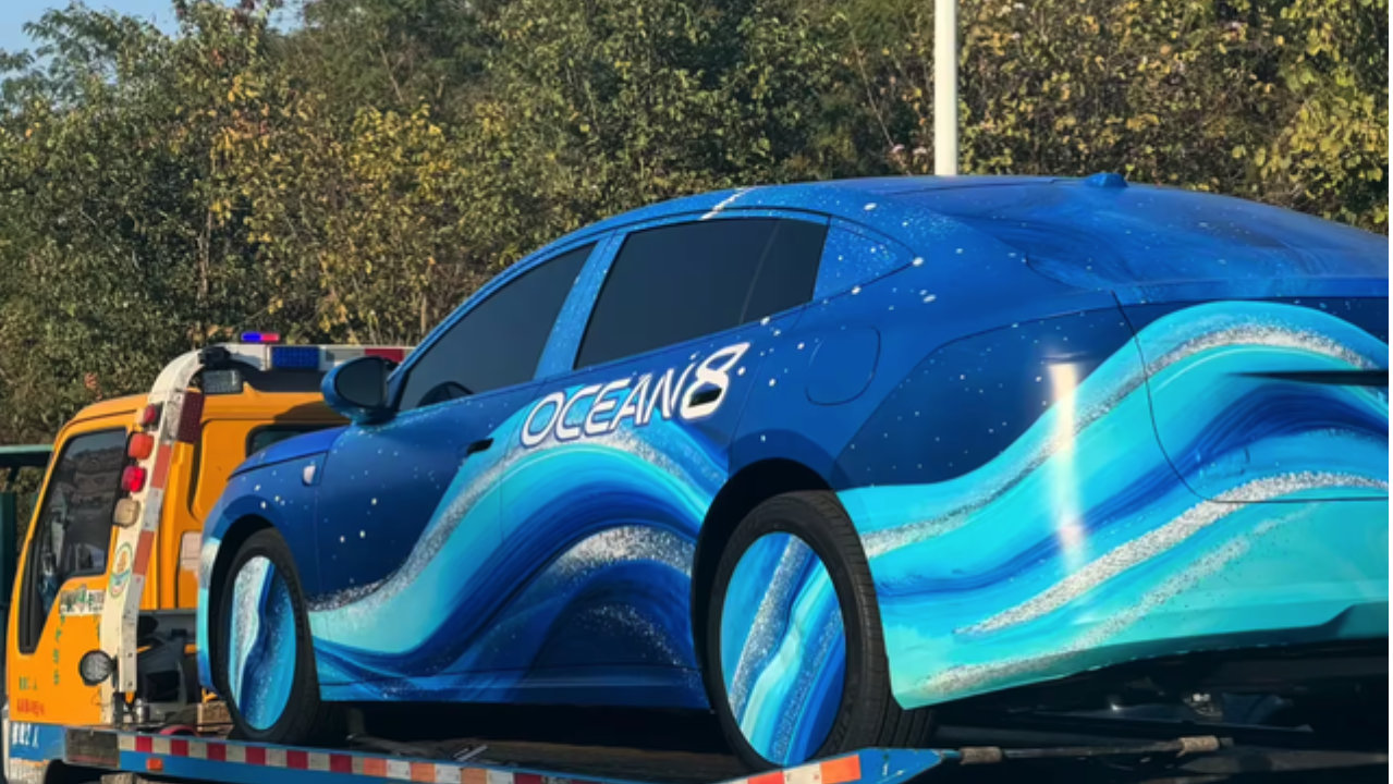 比亚迪全新车型“海豹 08”谍照曝光：兆瓦闪充撕裂焦虑