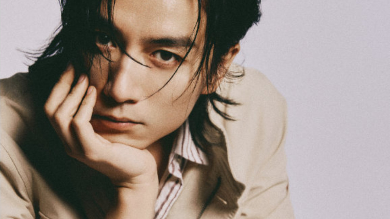 陈晓《F时尚画报》，演绎“红帛墨章”