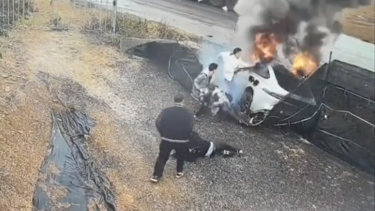 有机会卖到日本的电车起火，东风奕派禁言了评论区