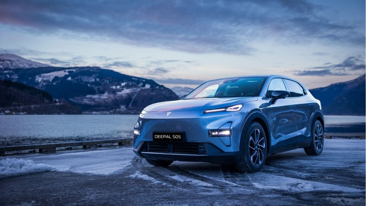 预算10-15万想买纯电SUV，深蓝S05到底行不行？