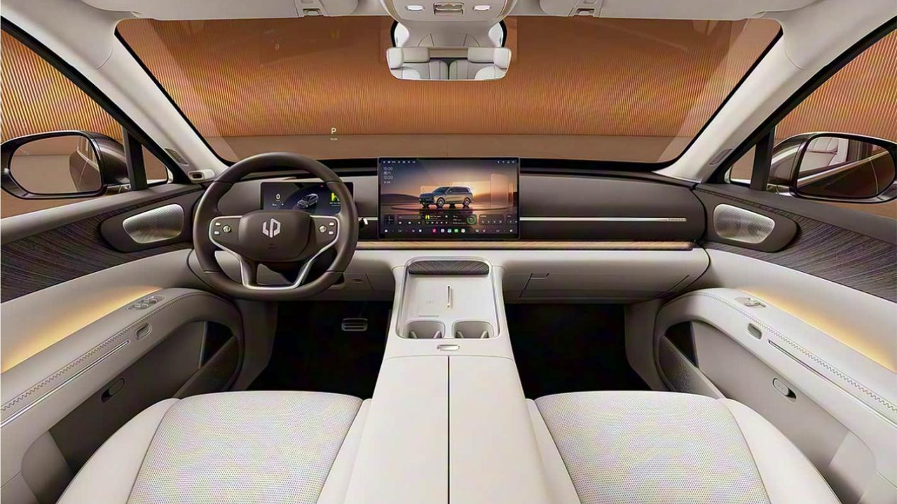 零跑D19内饰官图发布，这台大型SUV销量稳了？