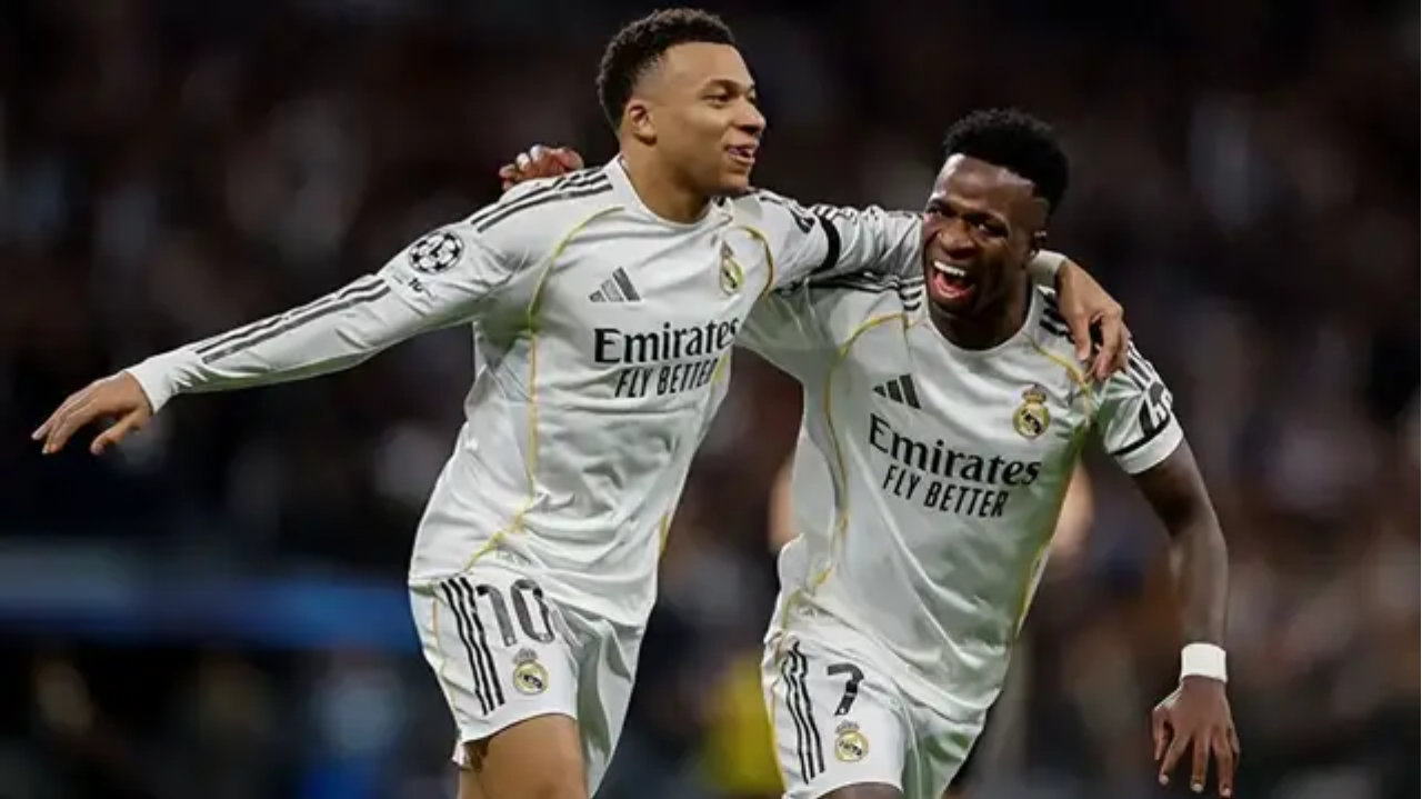 维尼、巴佩如何选择？阿韦洛亚参考：弗格森如何选择鲁尼、C罗