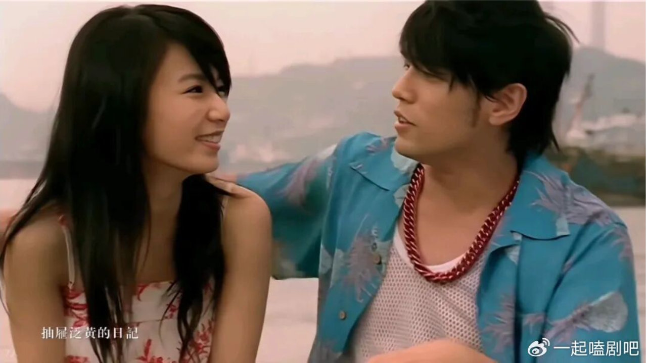 CP梦碎？全网嗑周田过期糖后，周杰伦晒昆凌照片力证家庭美满