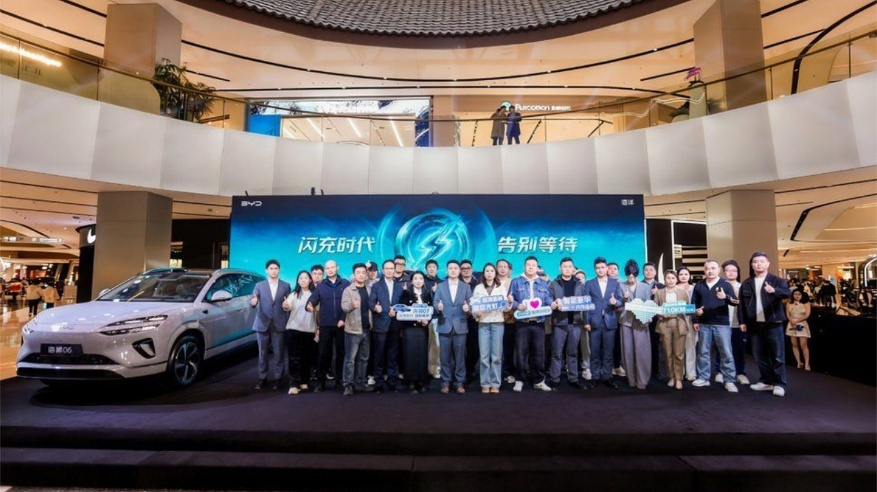 科技赋能新出行，海豹07EV、2026款海狮06EV武汉正式上市
