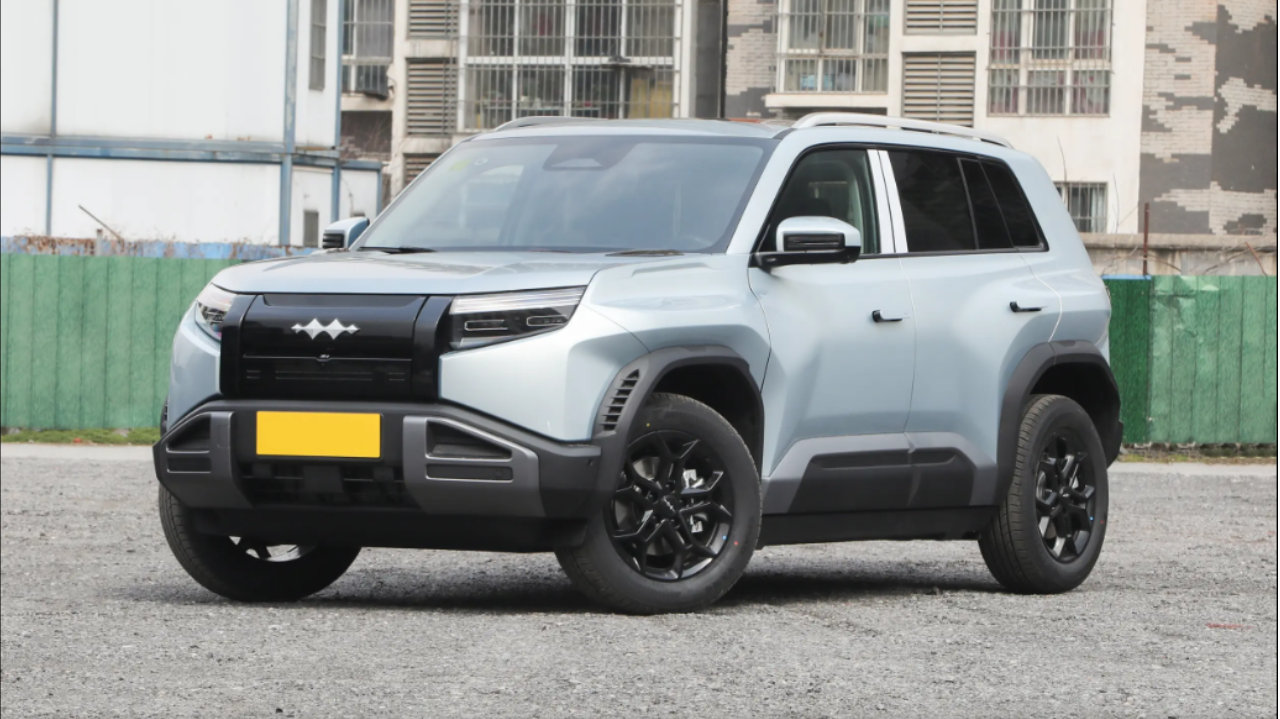 15万就能买到续航620km+闪充，试驾体验方程豹钛3闪充版！