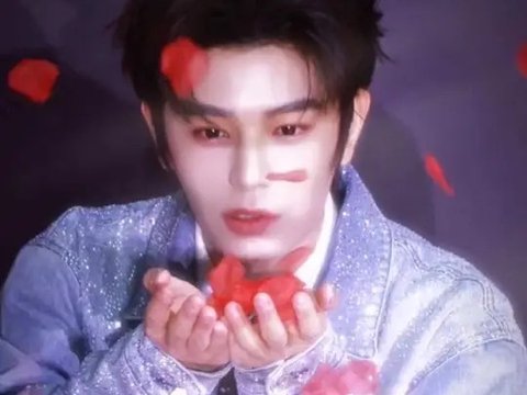 丁禹兮三十岁自称正值写作业年纪，粉丝赞其答题满分