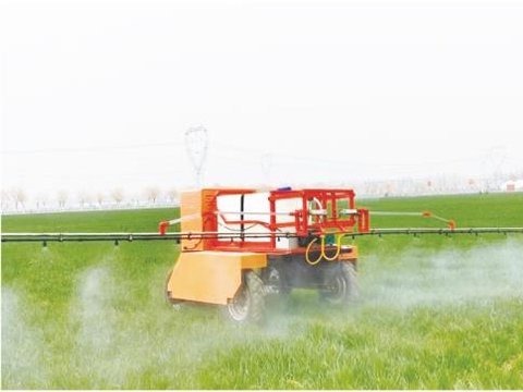 只见机器跑，不见农人忙