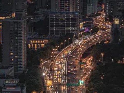 增程式论战，关乎汽车产业走向