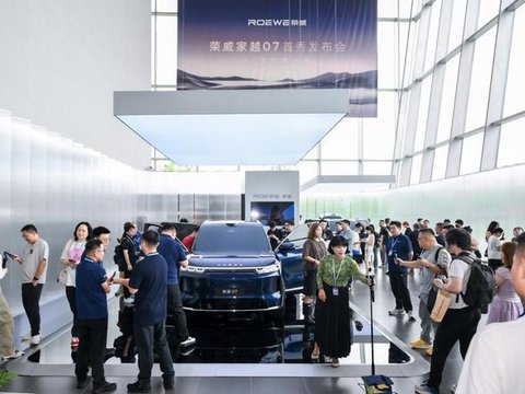 荣威家越07入局，上汽乘用车想跑个新思路