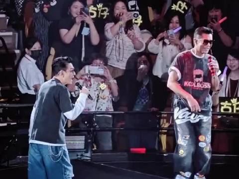 古天乐香港演唱会嘉宾刘德华合唱《独自去偷欢》