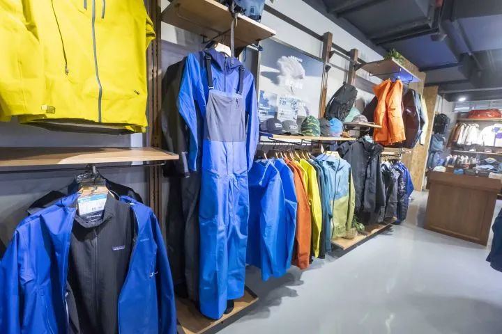 谷爱凌同款卖疯了!上万起步的滑雪装备你入坑了吗?休闲区蓝鸢梦想 - Www.slyday.coM 谷爱凌同款卖疯了!上万起步的滑雪装备你入坑了吗?休闲区蓝鸢梦想 - Www.slyday.coM