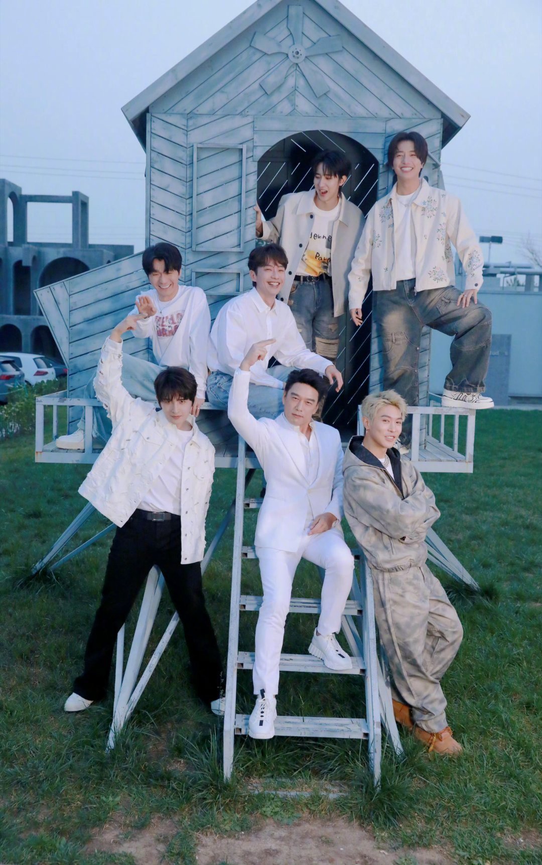 王耀庆发歌获张远魏哲鸣等众星力挺