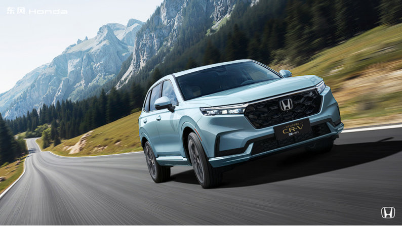 30年涨粉1500万！CR-V凭什么让每一代都成为“经典”？
