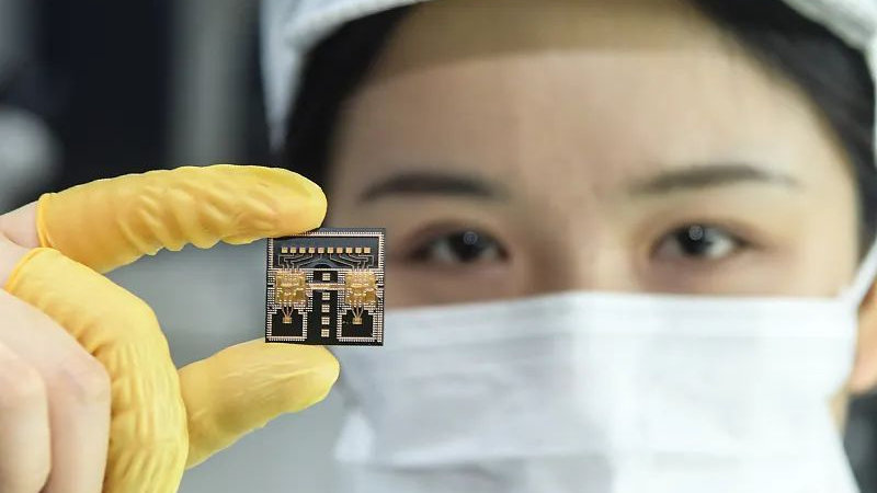5800亿的背后，中国竟有3451家芯片公司？|芯片|销售额|持久战_新浪新闻