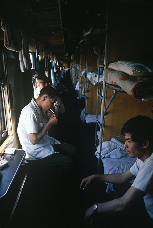 80年代的绿皮火车摄影师alainlegarsmeur