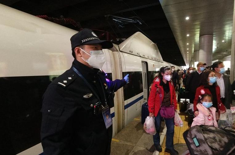 1月1日起在京人员只出不进,3月份才能返京?2名造谣者被刑事拘留休闲区蓝鸢梦想 - Www.slyday.coM 1月1日起在京人员只出不进,3月份才能返京?2名造谣者被刑事拘留休闲区蓝鸢梦想 - Www.slyday.coM