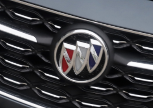 两款经典合资中型轿车PK:别克君威对比大众迈腾