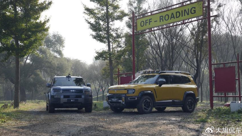 兼顾城区舒适又不失越野乐趣：深蓝G318与方程豹 钛7究竟谁更全面？