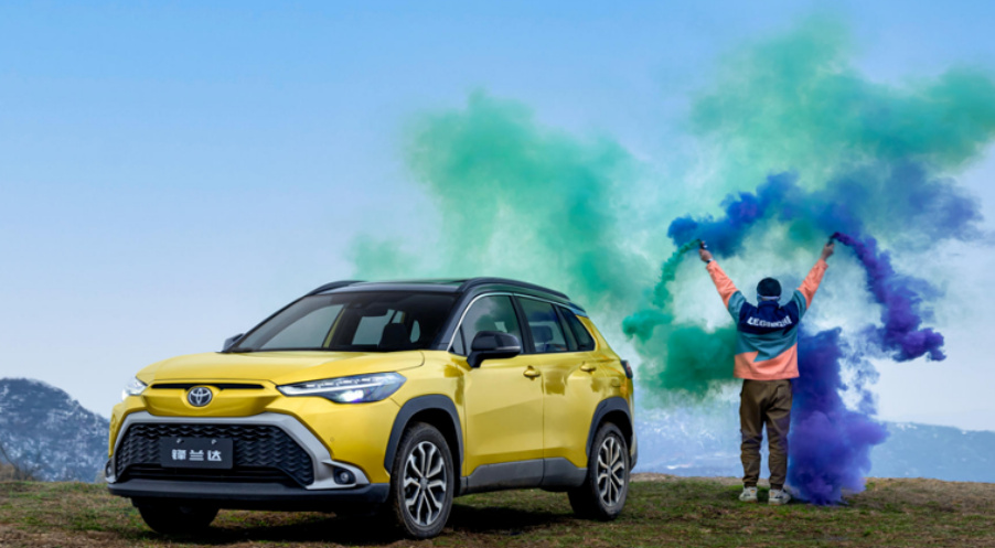 老对手碰撞,大众探影对比丰田锋兰达,谁更适合年轻人?