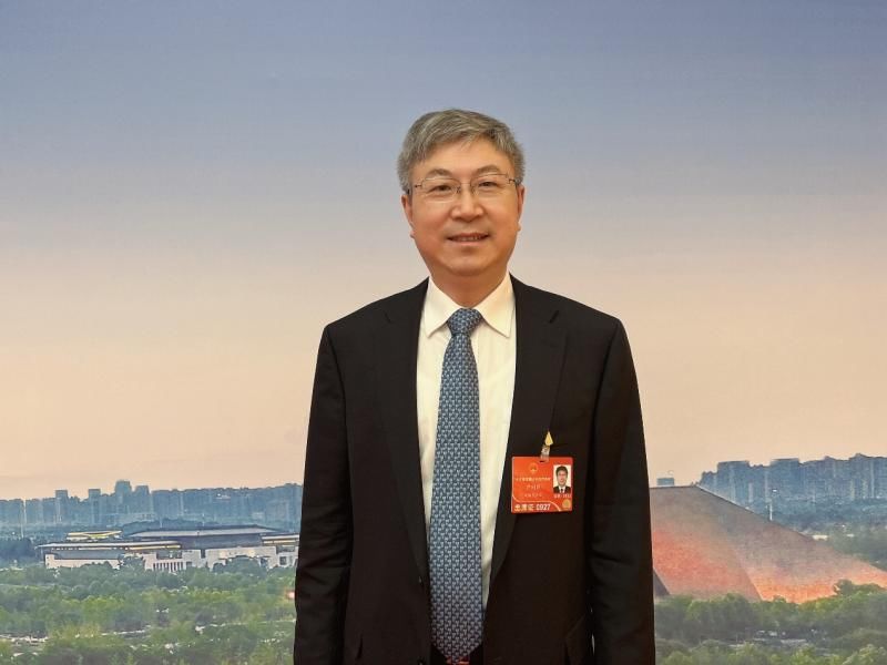 全国人大代表尹同跃建议：加速推进新能源汽车纳入碳交易管理