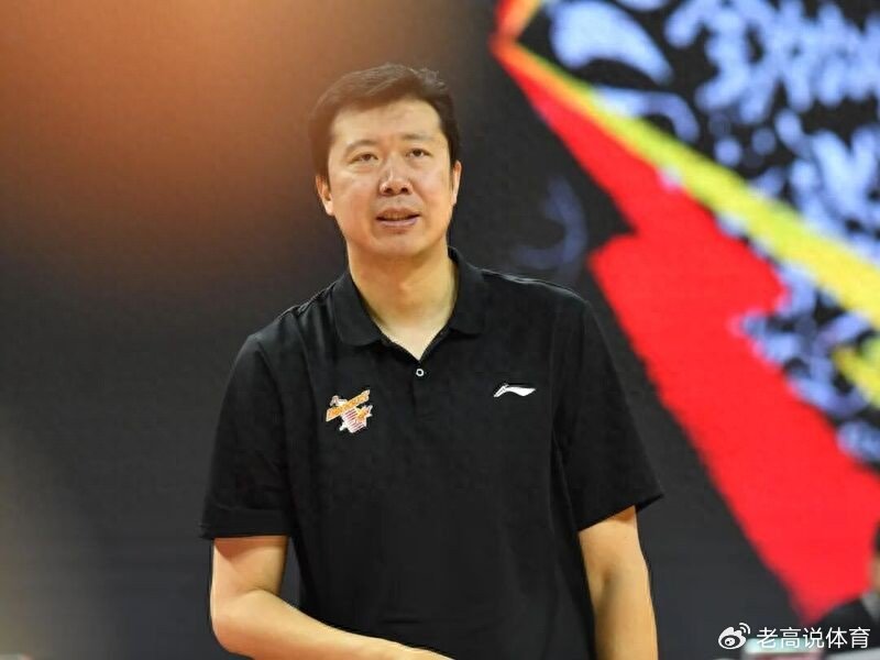 王治郅入选FIBA名人堂荣光背后，国羽名将与女排核心的集体隐忧预示着什么？