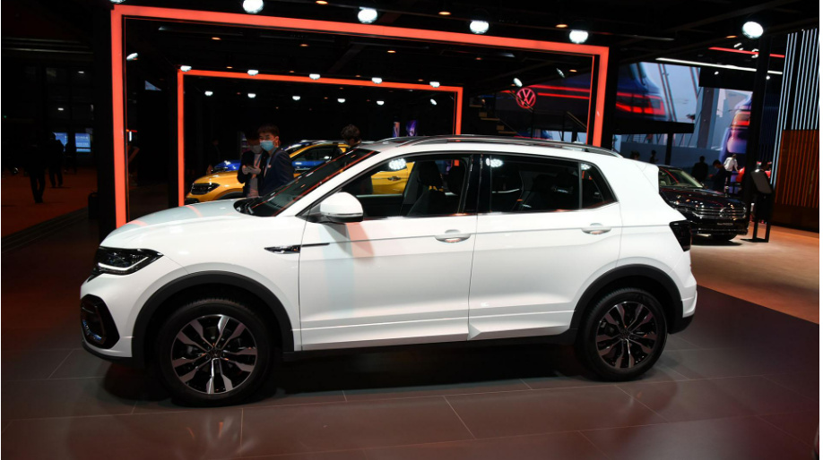 老对手碰撞,大众探影对比丰田锋兰达,谁更适合年轻人?