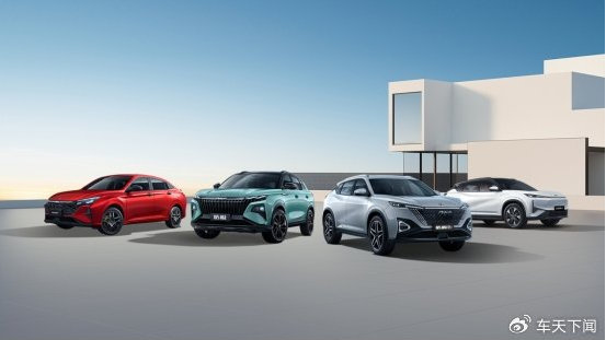 东风风神出海都灵车展深化海外布局，践行“全球家庭出行主力军”使命