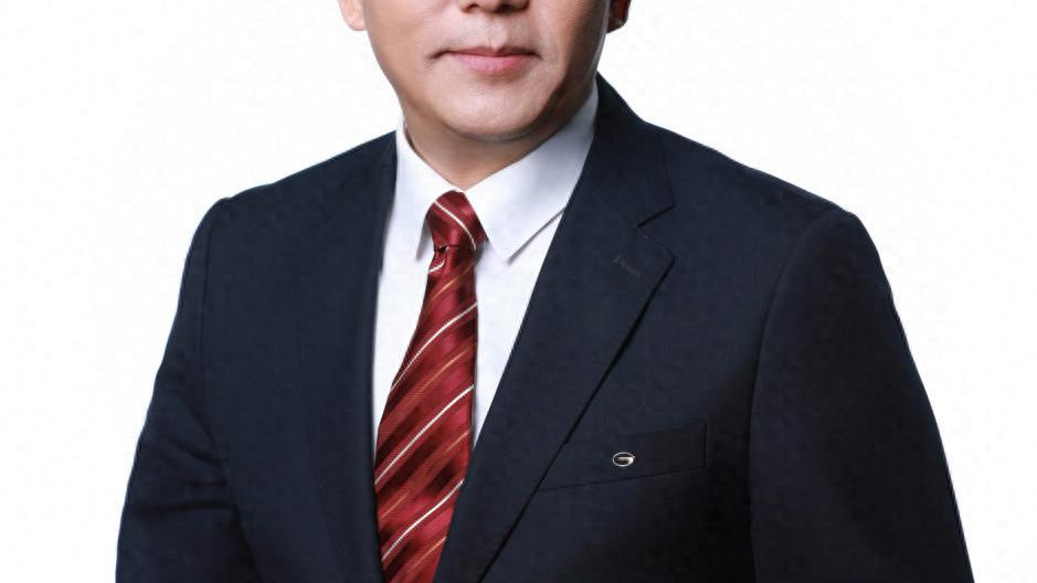 冯兴亚：关注培育新质生产力，推动新能源汽车产业可持续发展