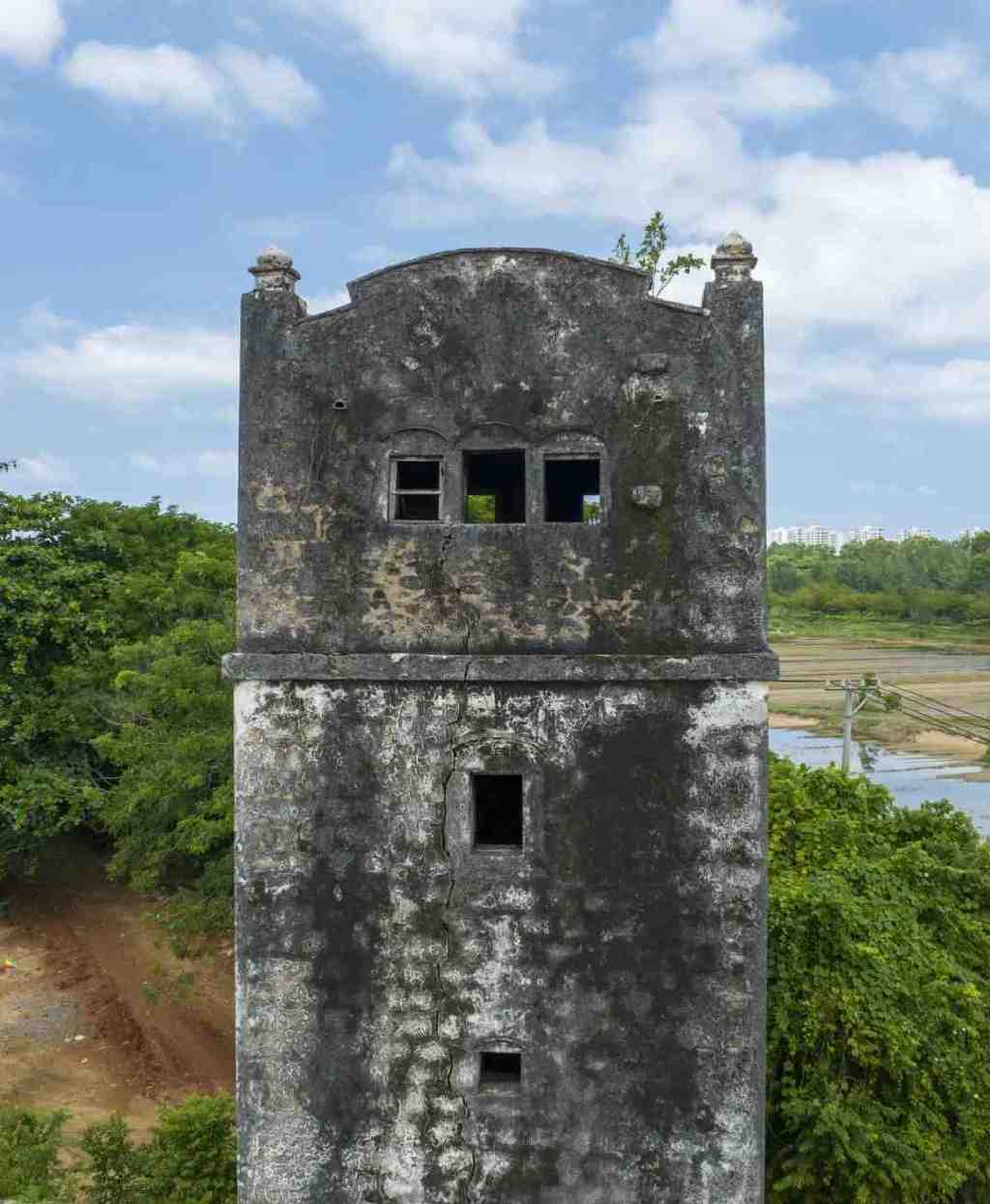 贵阳花果园炮楼女孩的真相是什么？