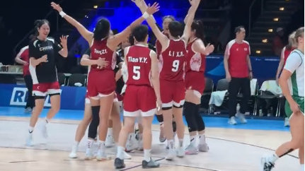 中国大运女篮加时逆转波兰进决赛战美国 陈玉婕24分田媛媛关键7分制胜