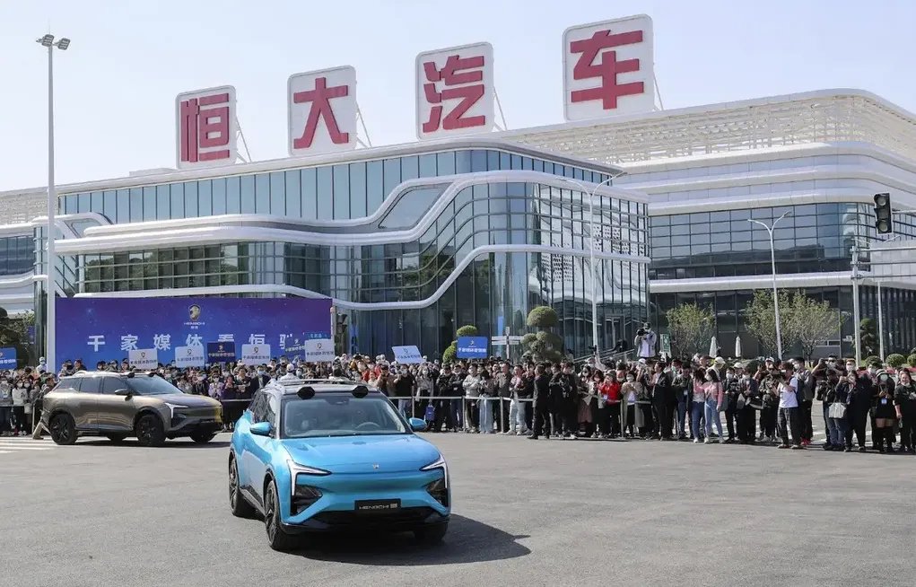 太突然！“国产布加迪”要来了，预计2027年推出