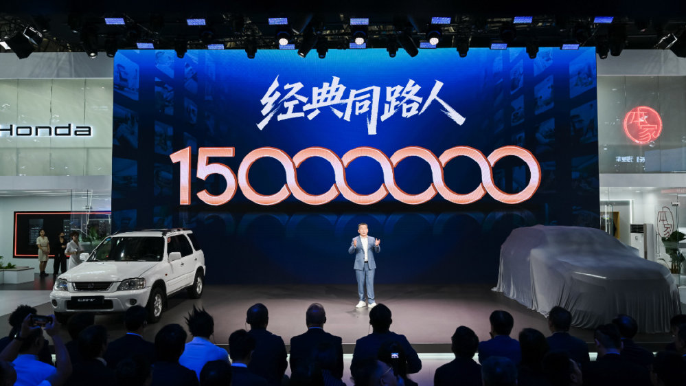 曹东杰首秀，东风本田“双线作战”