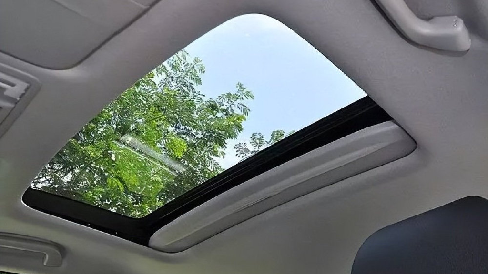 养车侠｜汽车天窗养护