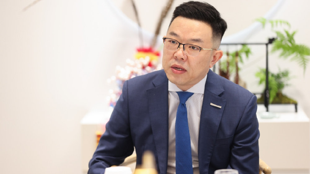 沃尔沃汽车：油、插、电并行