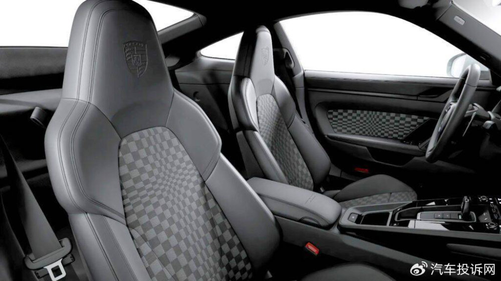 保时捷911 Carrera系列推出复古风Heritage Design内饰套装