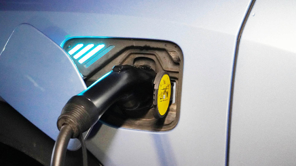 新能源汽车5月销售130.7万辆，市占率达48.7％