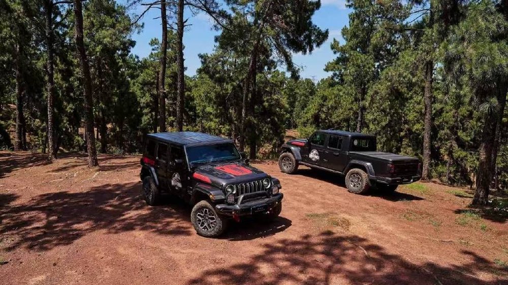 硬核出击！Jeep与《侏罗纪世界》联名款新车正式上市